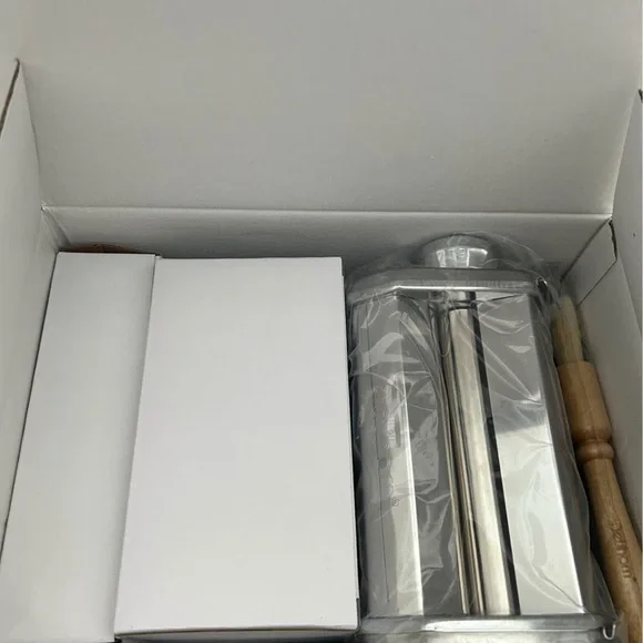 Delihom Pasta & Ravioli Deluxe Set - Picture 2 of 3